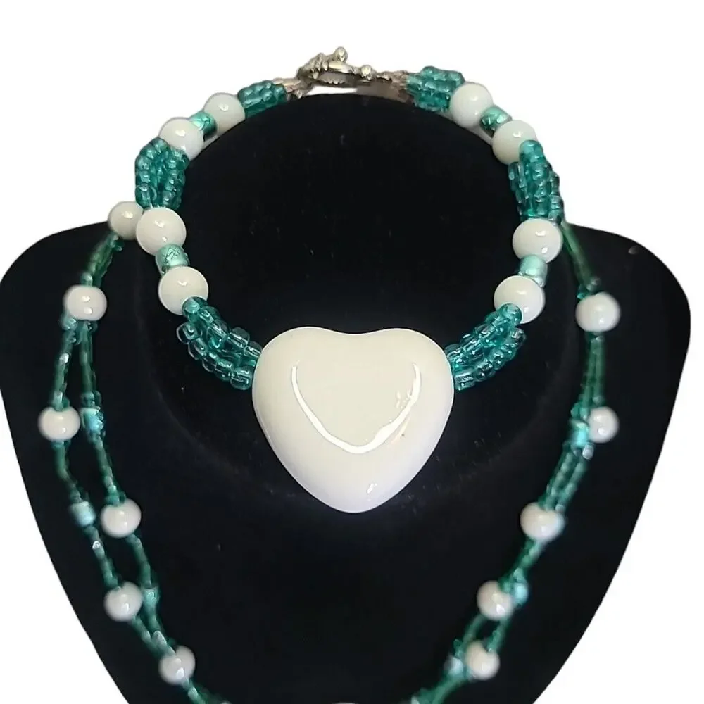 Teal Green & White Heart‎ Glass & Acrylic Bead 16